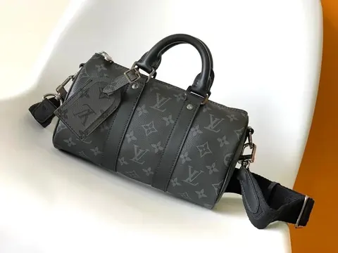 Louis Vuitton Monogram Eclipse Keepall Bandoulière