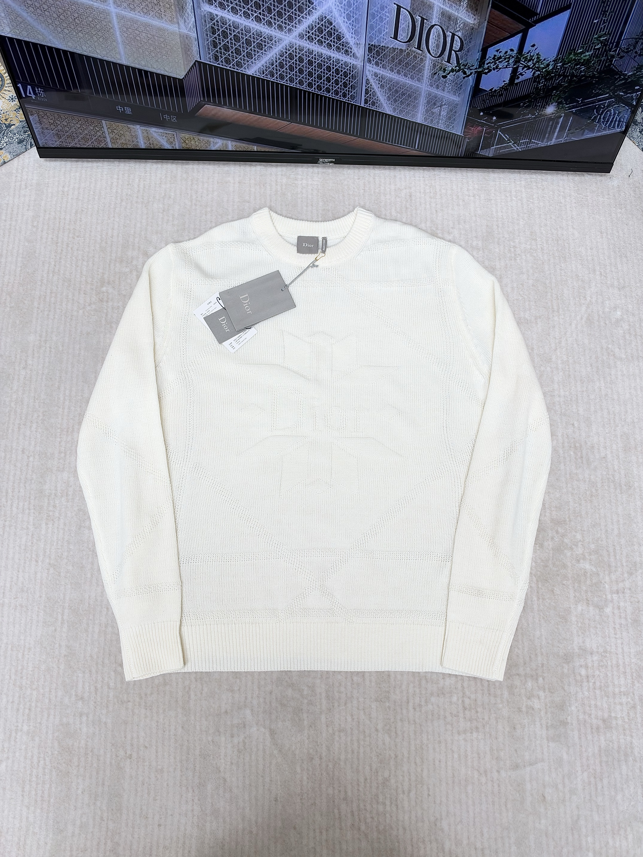 DIOR x Alps Wool and Cashmere Crew-Neck Sweater with Snowflake Embossing