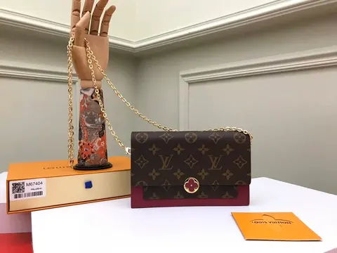 Louis Vuitton Pallas MM Monogram Canvas Shoulder Bag