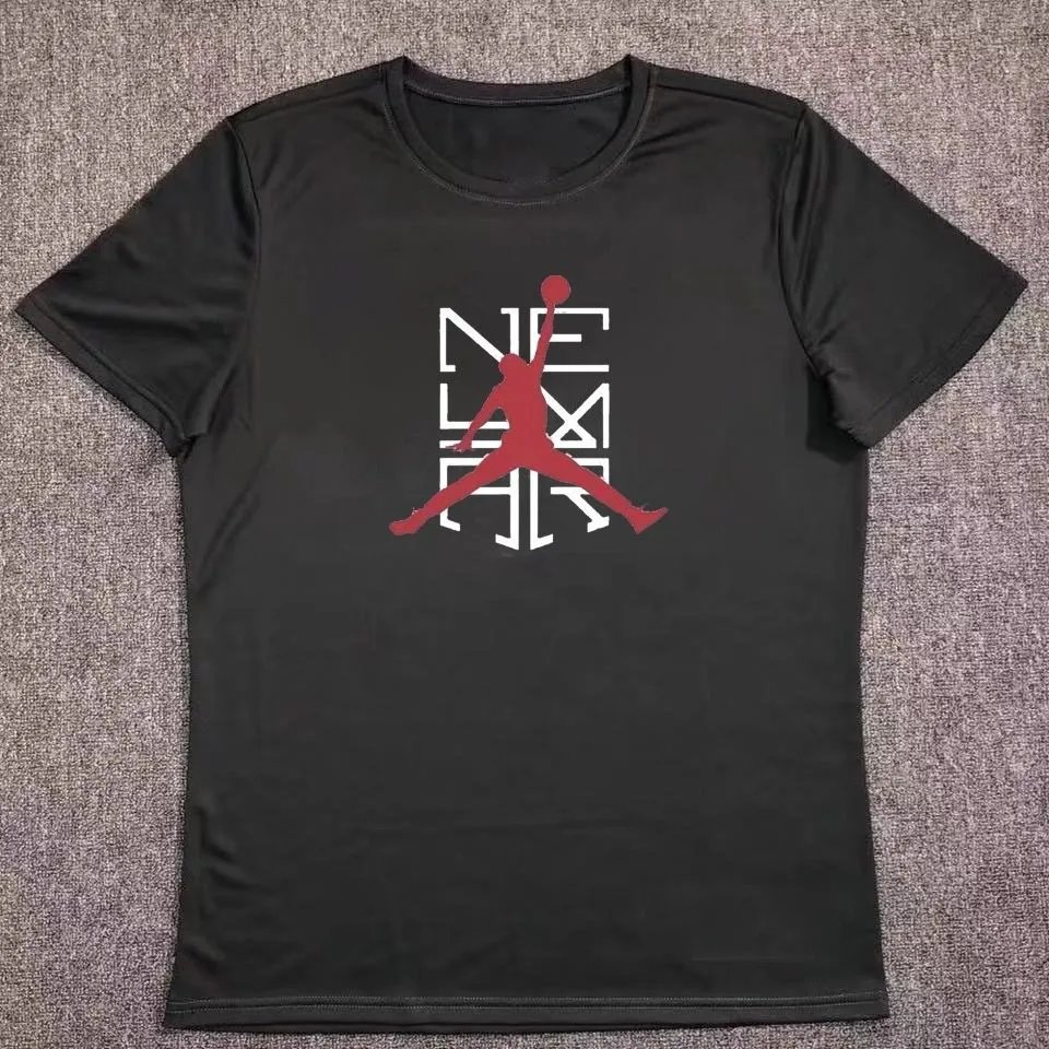 28黑色