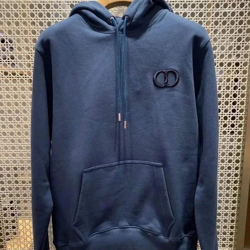 D-05藏青色连帽衫