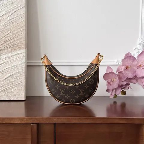 Louis Vuitton M45268 Monogram Canvas Half Moon Bag