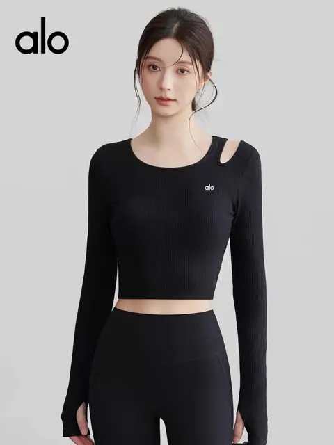 alo Ribbed Long Sleeve Crop Top