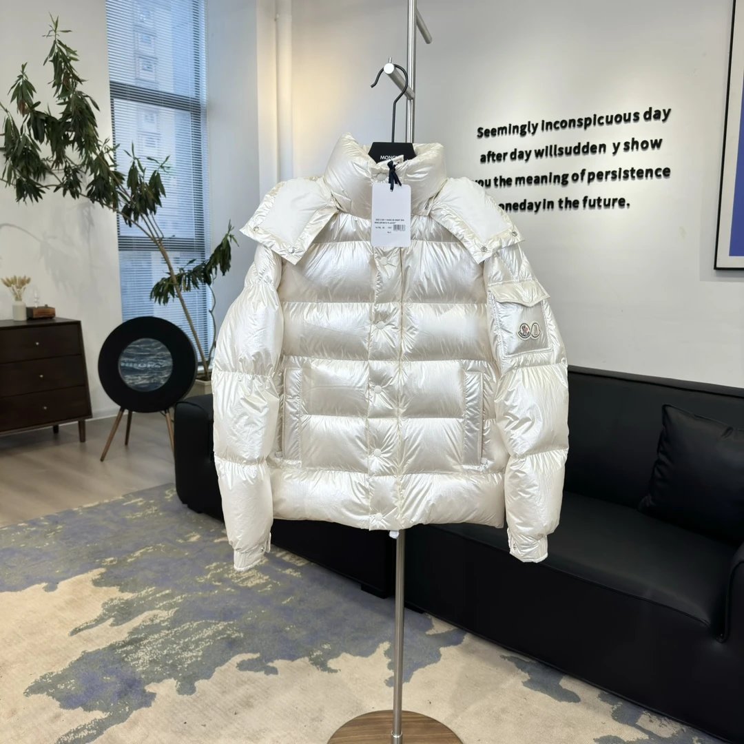 白色White