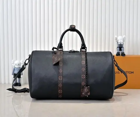 Louis Vuitton Keepall Bandoulière 50