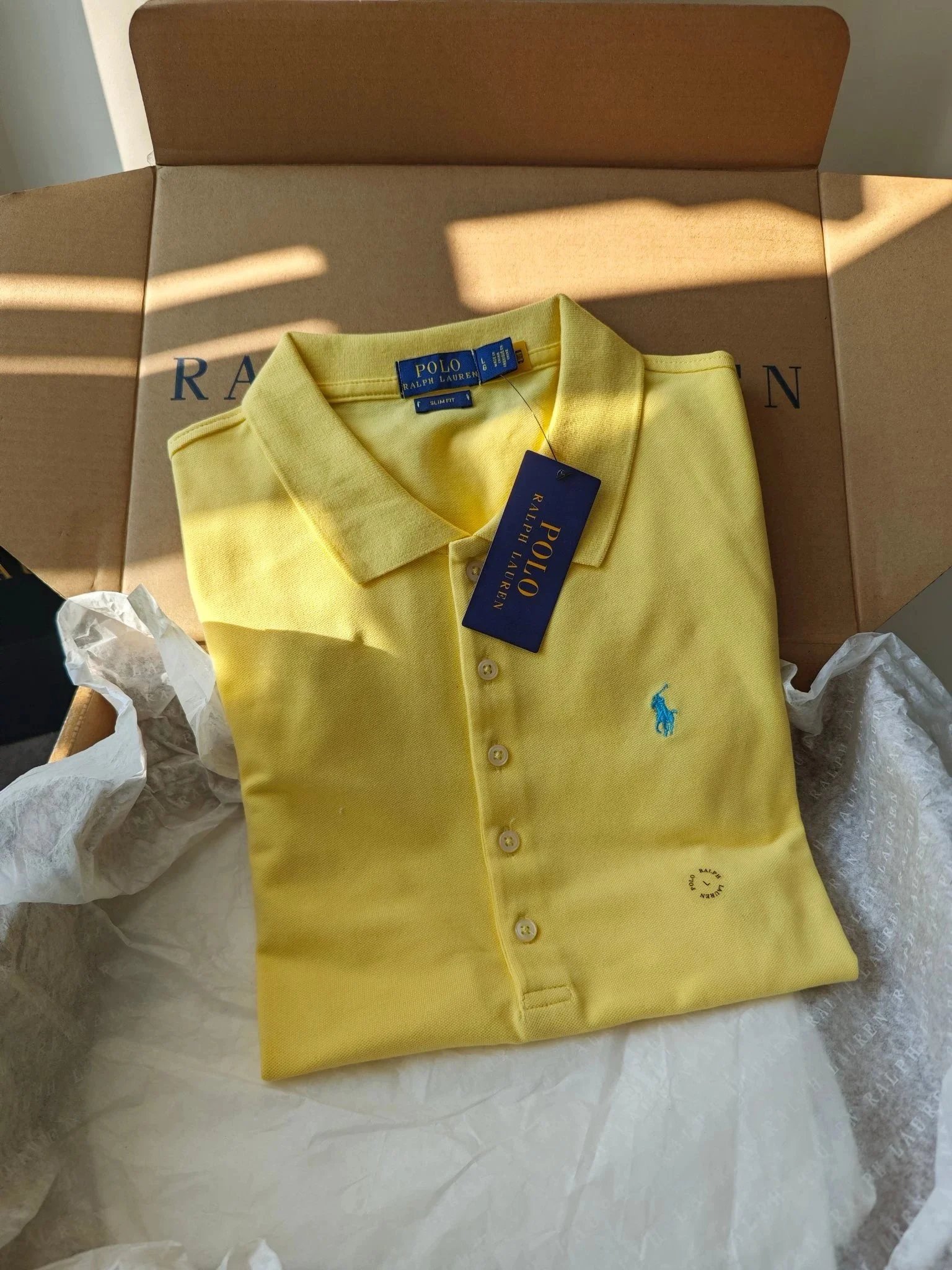 黄色蓝标yellow（blue horse）