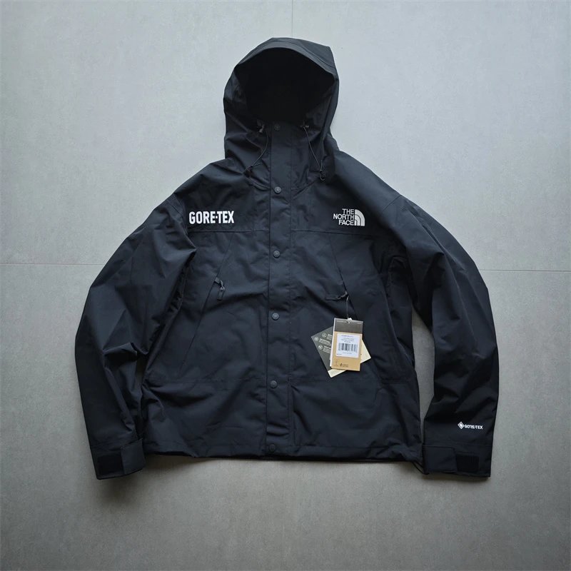 黑色 Black