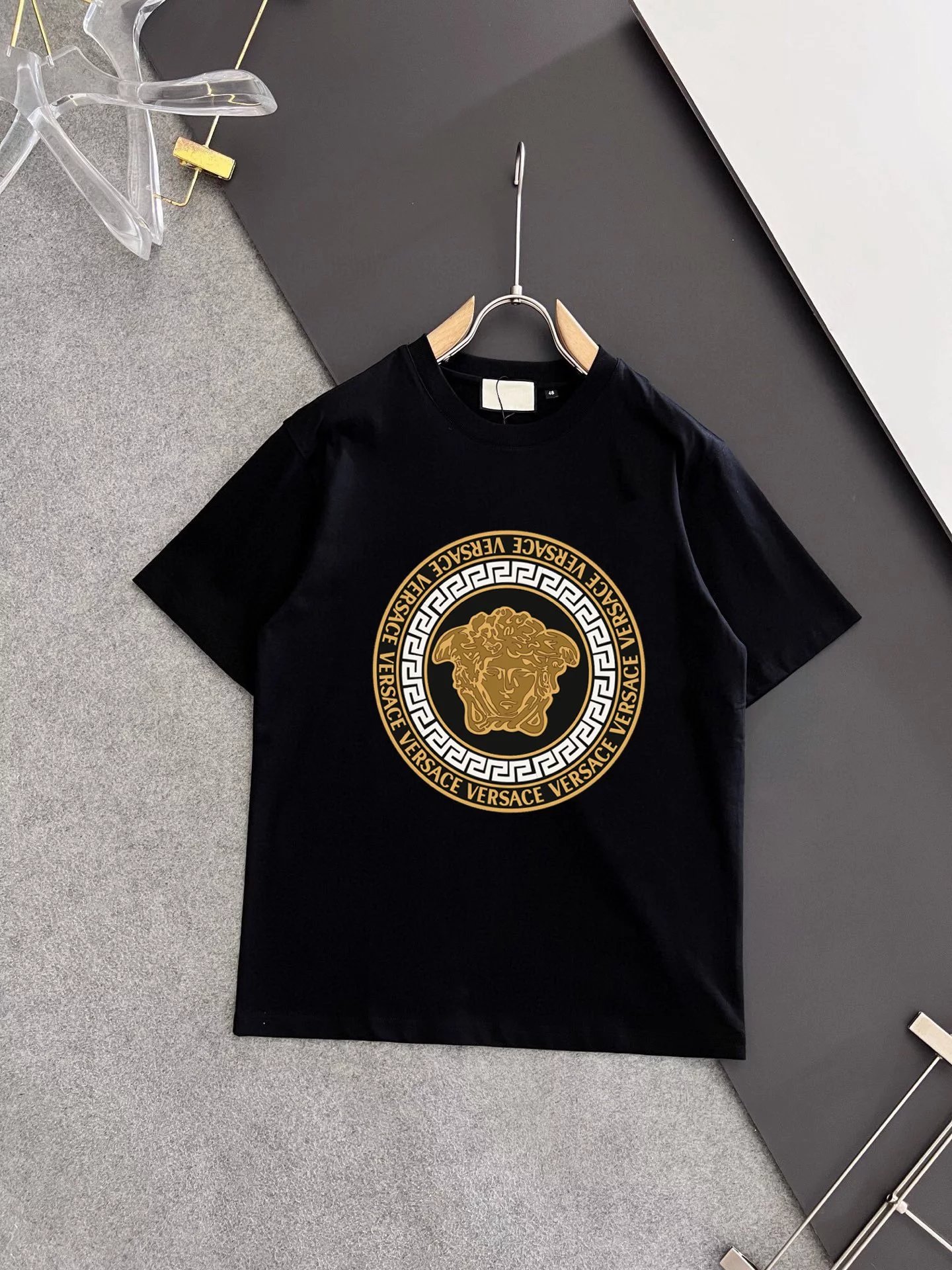 19黑色