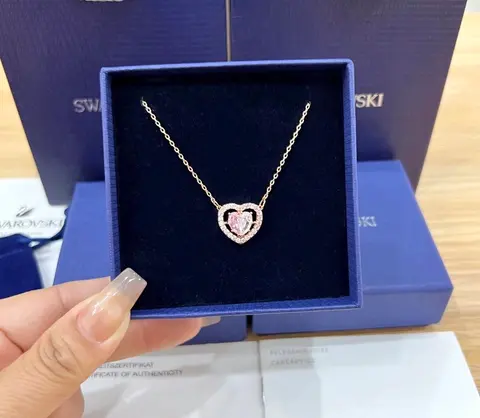 Swarovski Heart Pendant Necklace