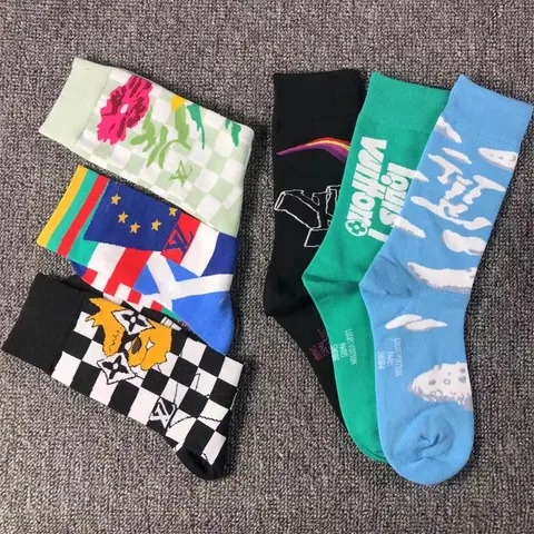 Original Custom Runway-Style Cotton Mid-Calf Socks (4-Color Letter Design)
