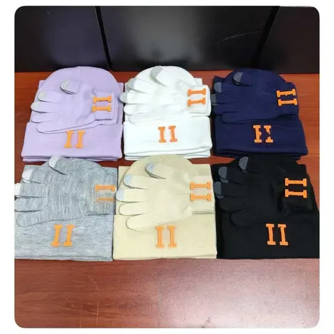 II Logo Knit Gloves and Beanies Set