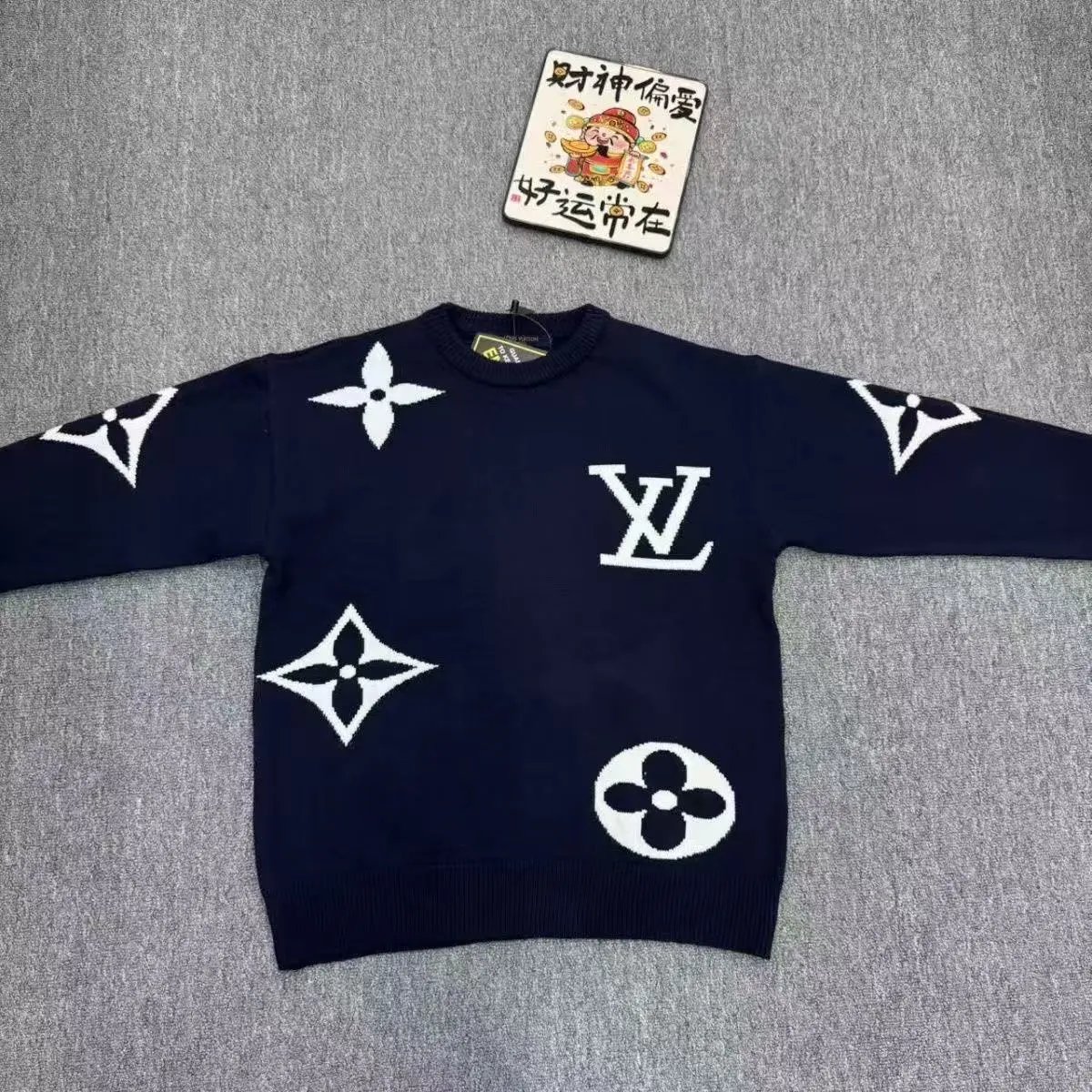 Popular sweatshirt 5