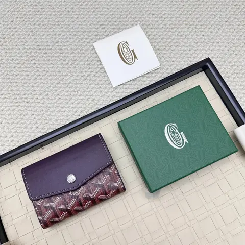 Goyard Wallet with Signature Monogram Pattern