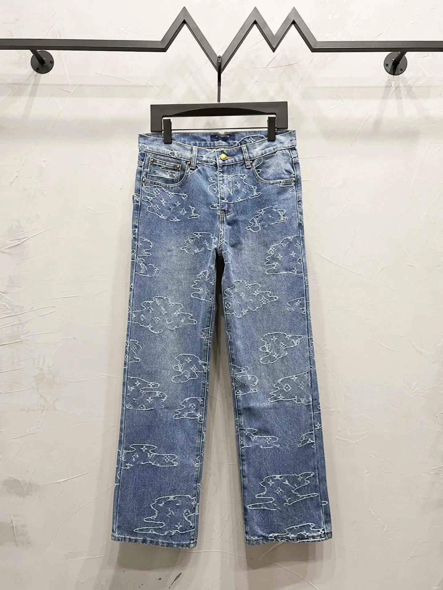 LYM900