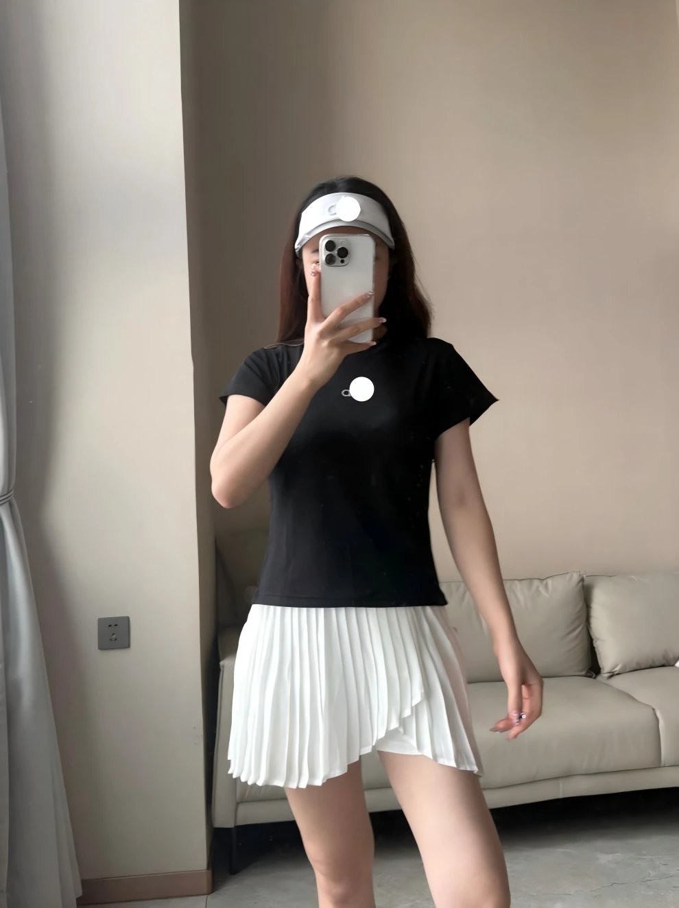 黑色
