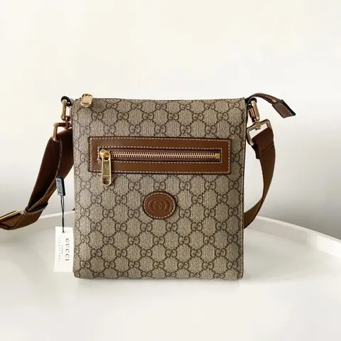 Gucci GG Supreme Crossbody Bag