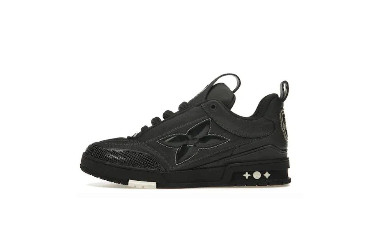 Black (1ABZ5D)