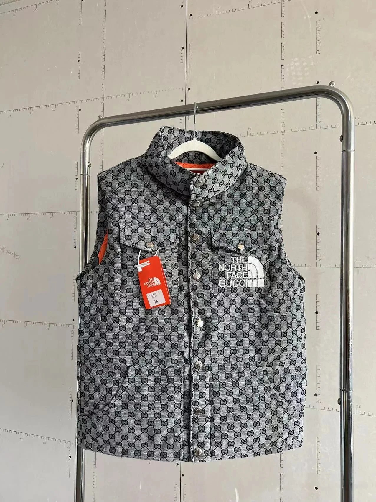 31黑色