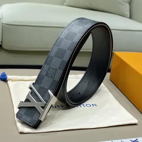 Louis Vuitton Damier Graphite Belt with LV Buckle
