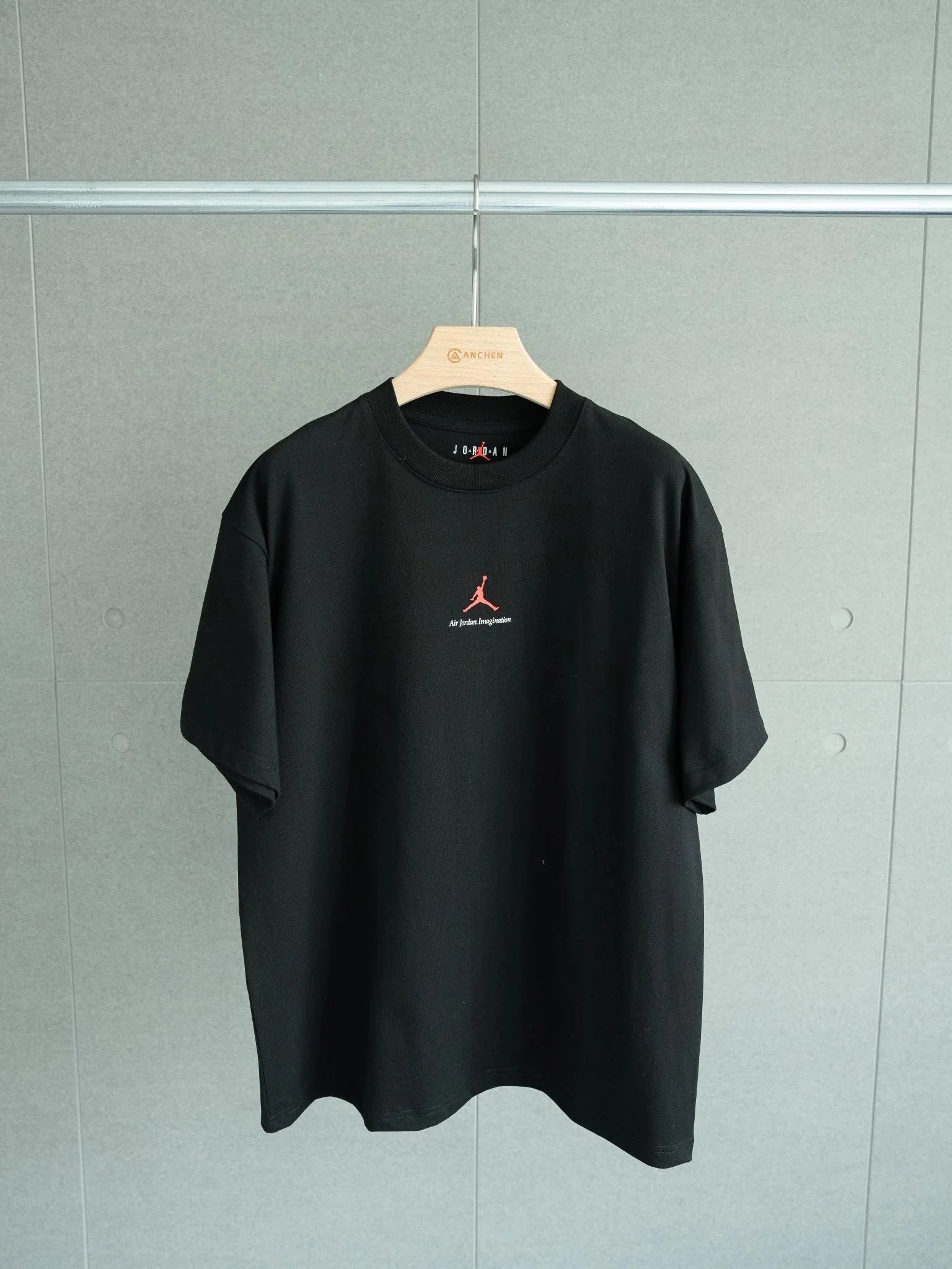 黑色 Black