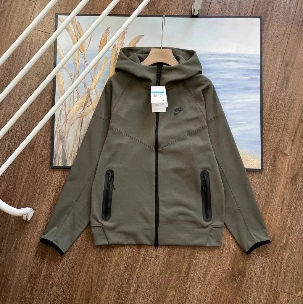 咖啡色 衣服