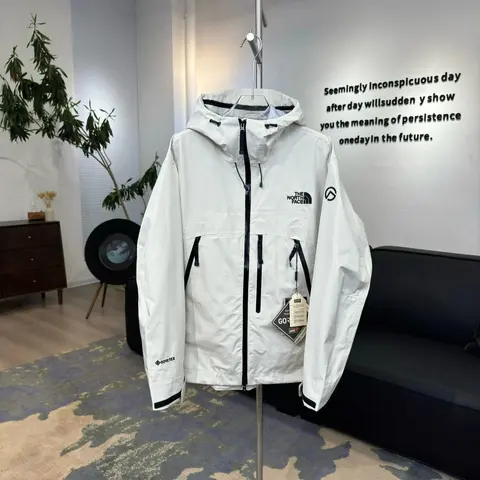 The North Face GORE-TEX Hooded Jacket