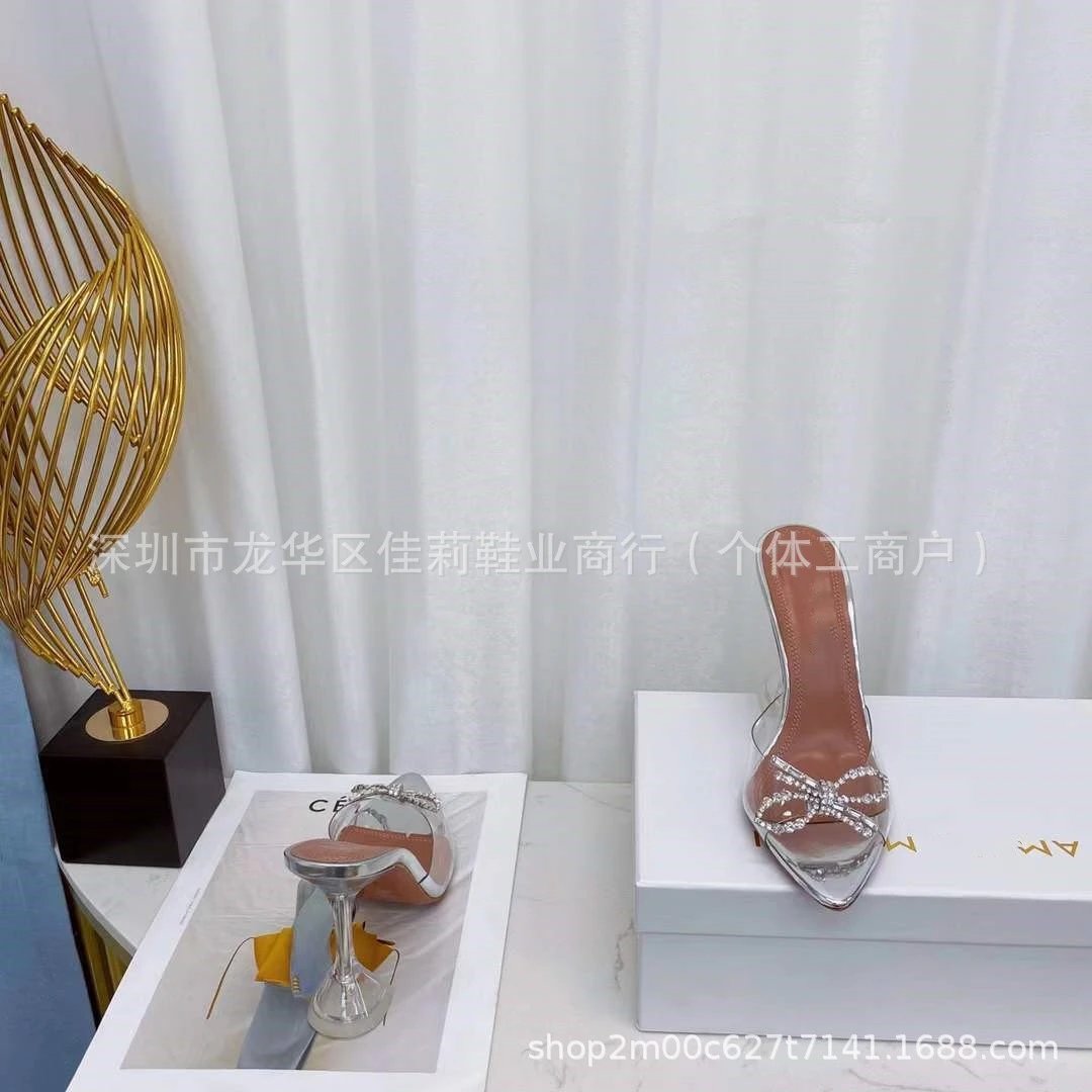 白色水钻蝴蝶结