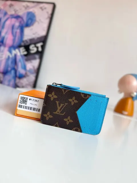 Louis Vuitton Pallas Monogram Canvas Card Holder