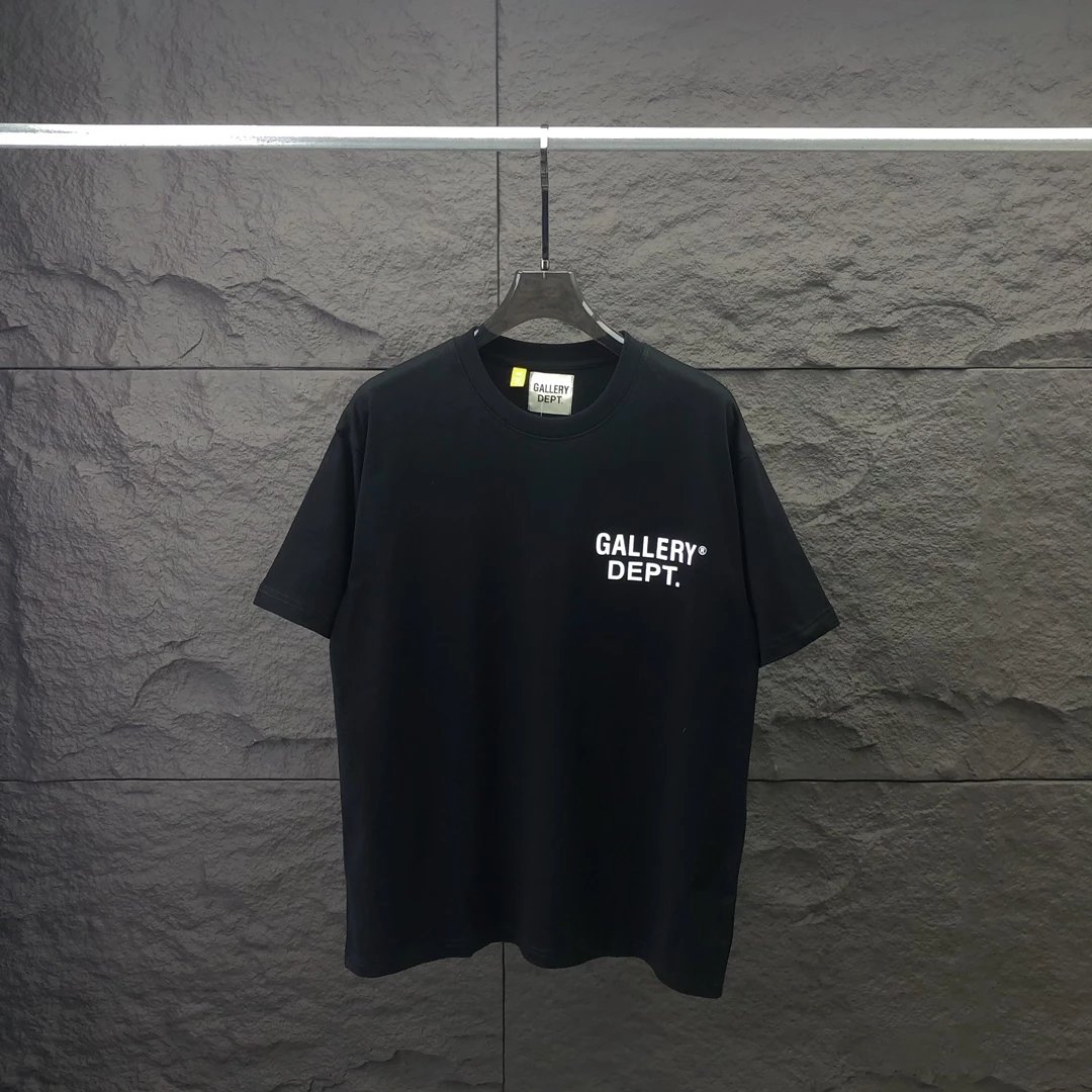 01黑色