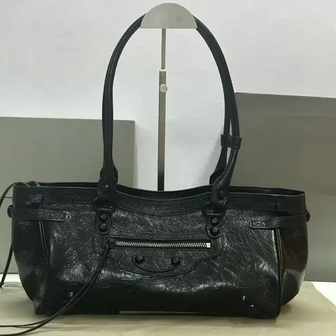 Balenciaga Black Leather Classic Tote Bag
