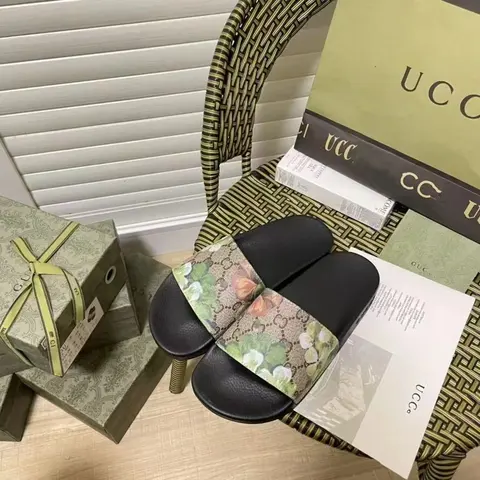 Gucci Garden Print Slide Sandals