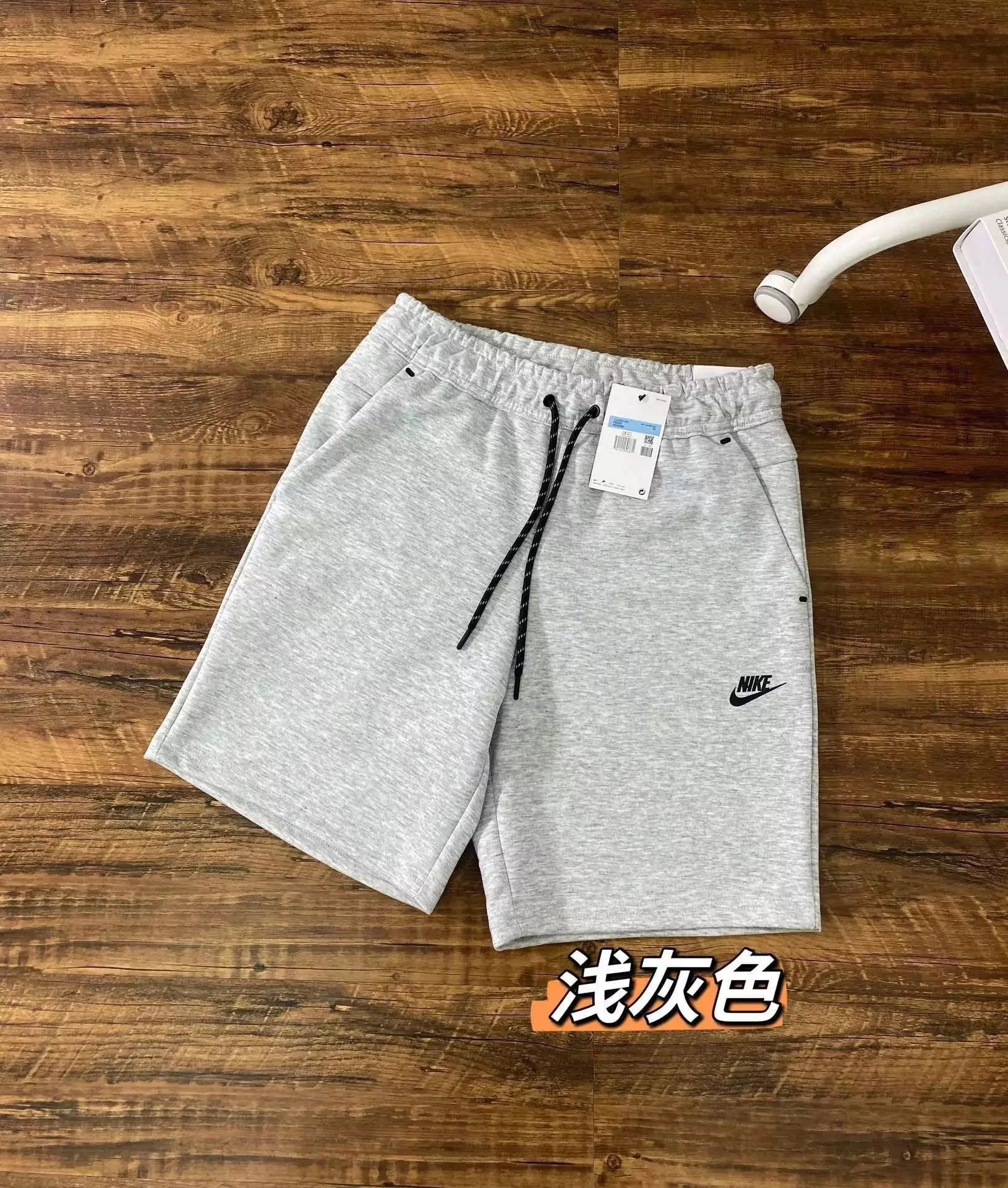 25灰色005