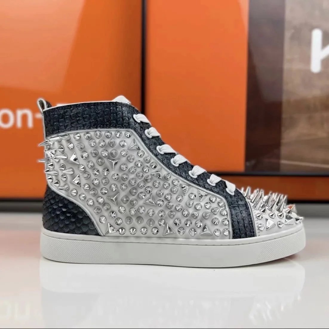 No.728(Python embossed)