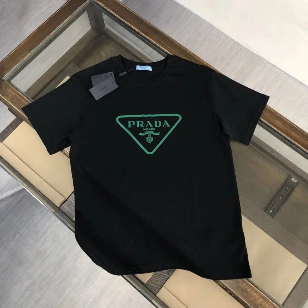 03黑色