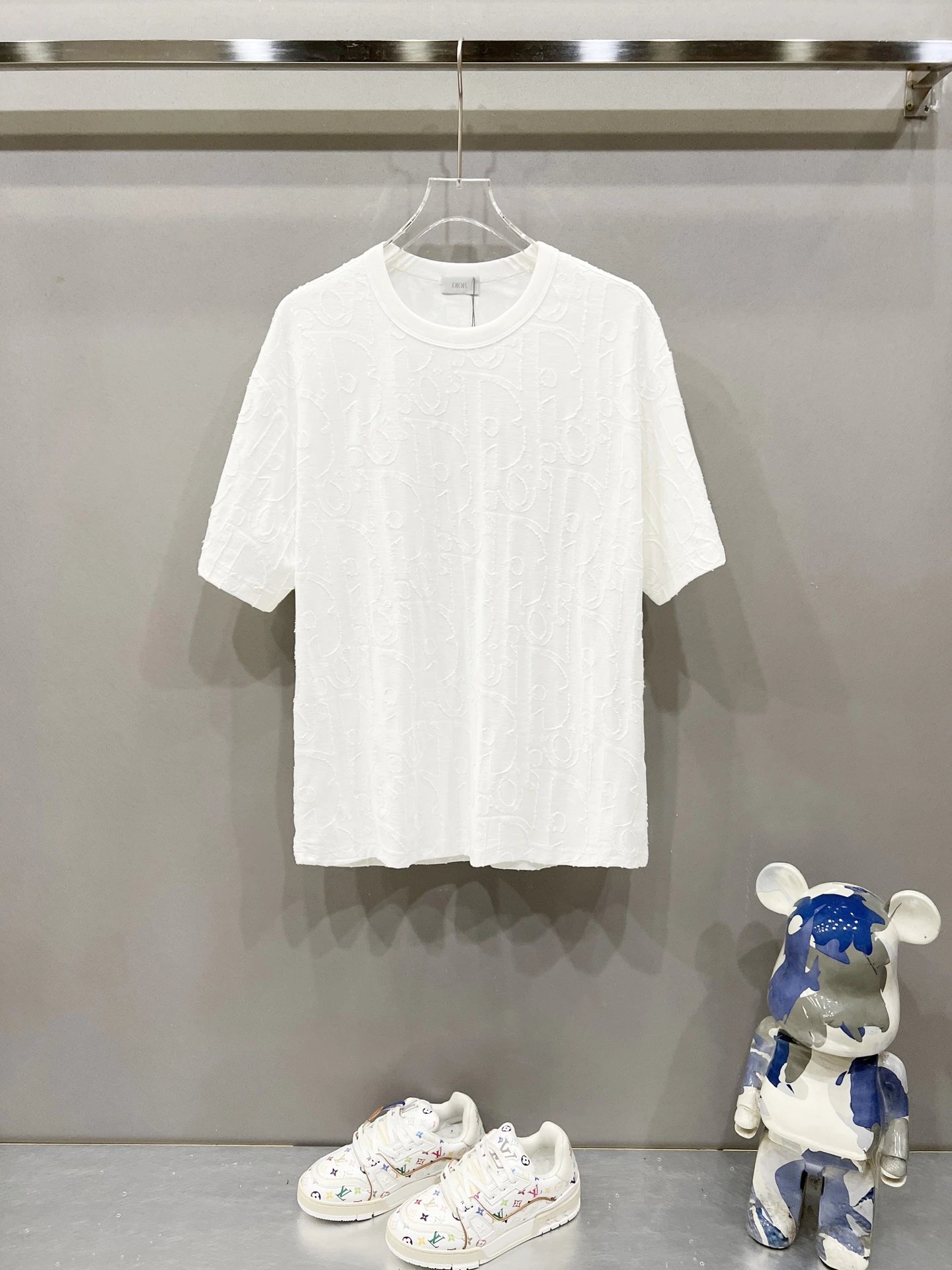 白色white