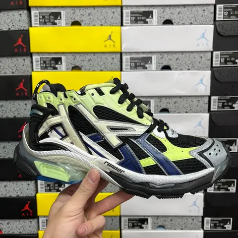Balenciaga Runner Sneaker