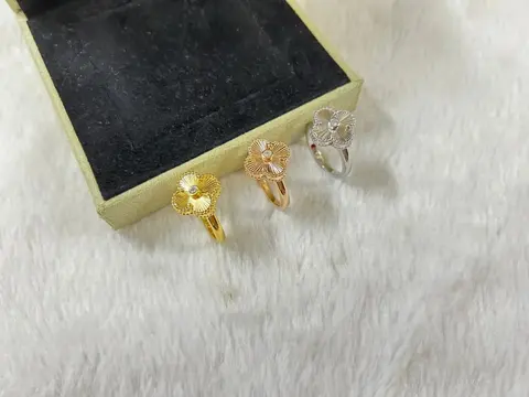VCA Laser-Embellished Rhinestone Ring
