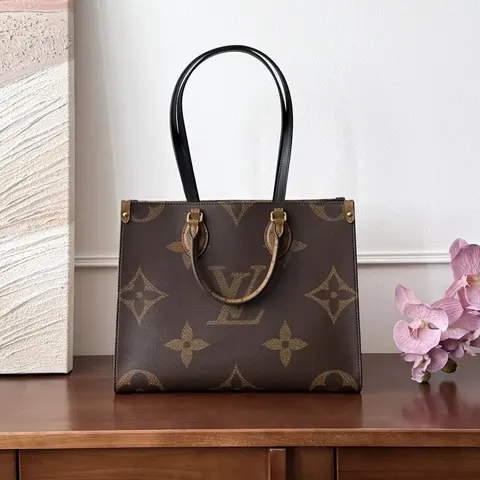 Louis Vuitton Monogram Canvas Tote Bag