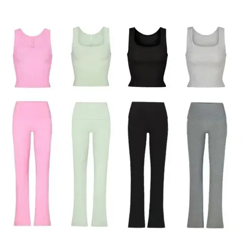 4-Color Women's Activewear Set - Crop Top and Flared Leggings