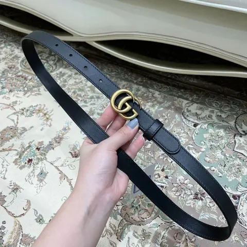 Gucci Black Leather Belt with Gold Double G Buckle