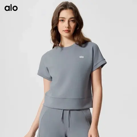 alo Crop Top