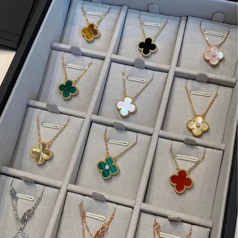 Four-Leaf Clover Pendant Necklaces Collection