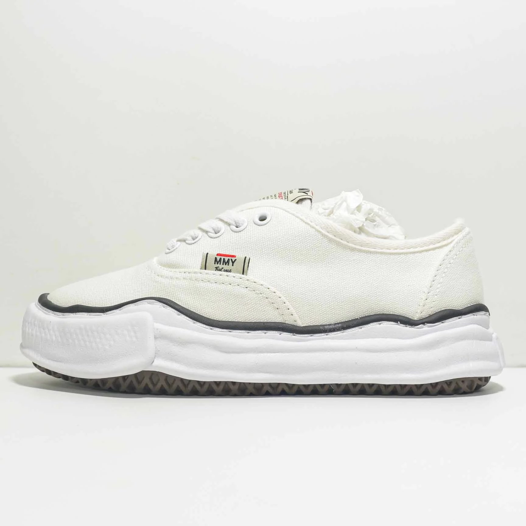 AO2FW703 白色