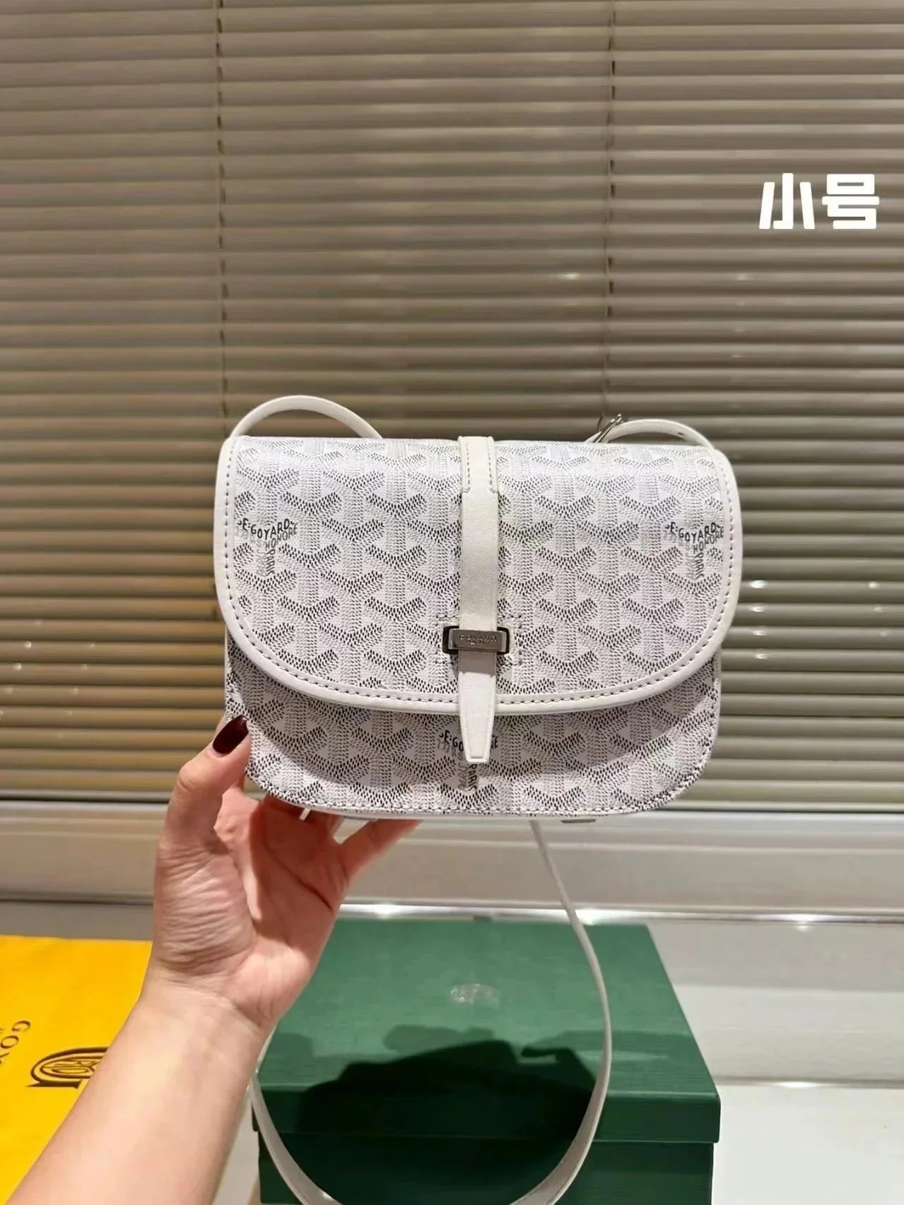 BB050485007