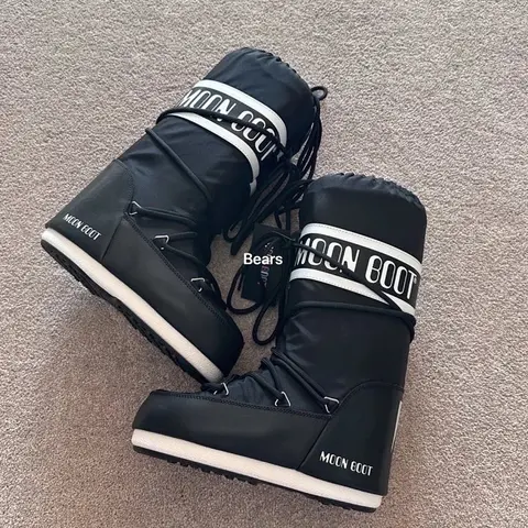 Moon Boot Black Snow Boots