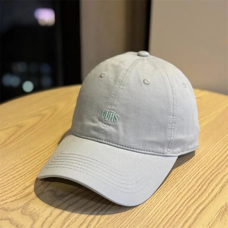 浅蓝色