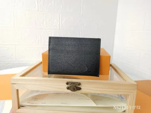 Louis Vuitton Black Damier Inverted Monogram Card Holder