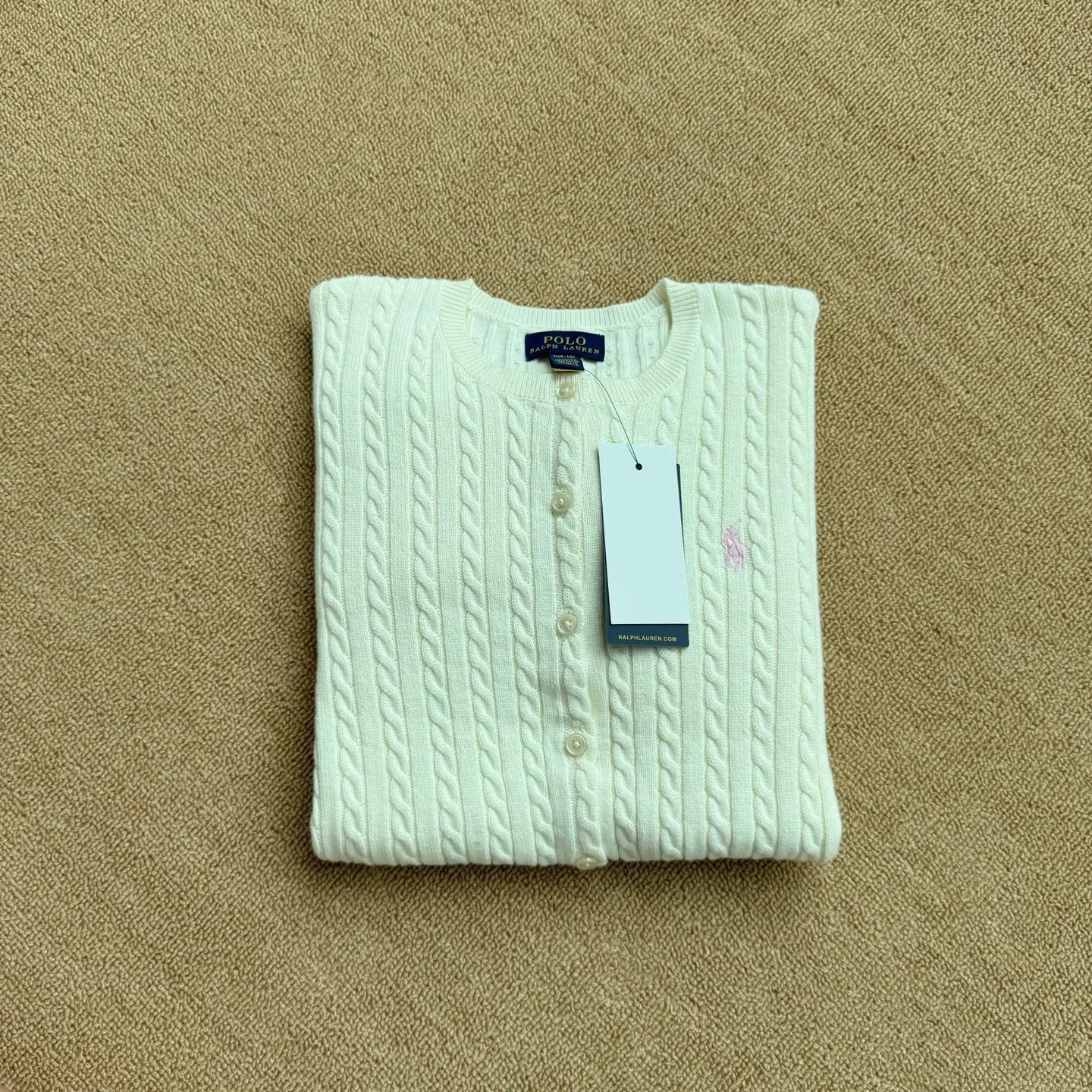 米白色off-white