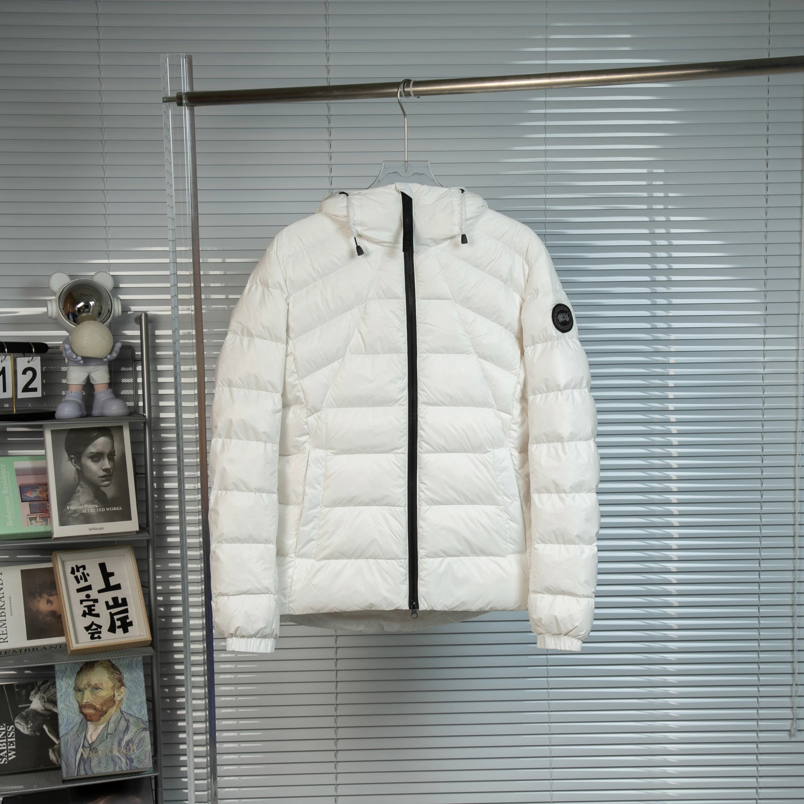 白色 White