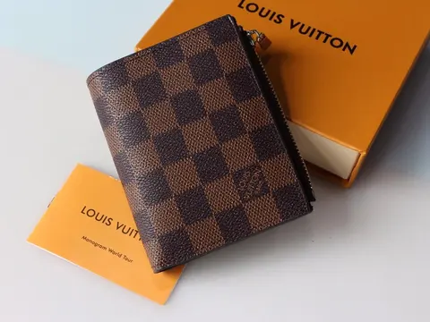 Louis Vuitton Damier Ebene Zip Wallet